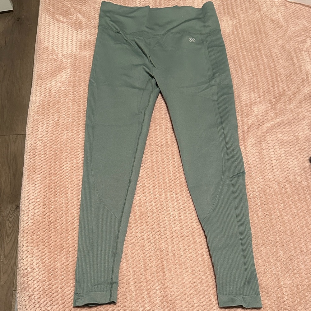 Forever 21 Women's Sage Green Leggings